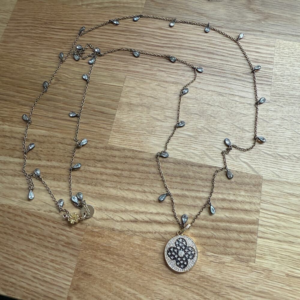 Crystal Teardrop Charm Necklace – NWOT